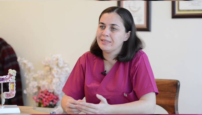 Doktor Meral Sözen anorektal manometri nedir, manometri nasıl yapılır anlatıyor.